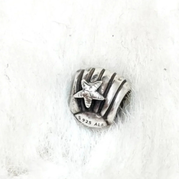 Pandora Sterling Silver  Seashell with Starfish Charm Bead - Picture 3 of 4